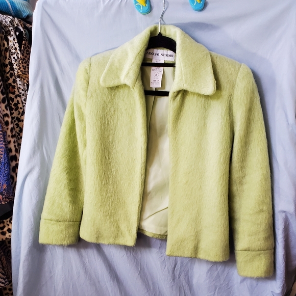Adolfo Studio Women's Green Fuzzy Jacket Size 2 Petite - Picture 2 of 7